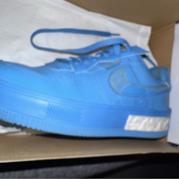 Nike Special Edition Air Force One - wears like 7.5 w/ Box - Picture 4 of 11